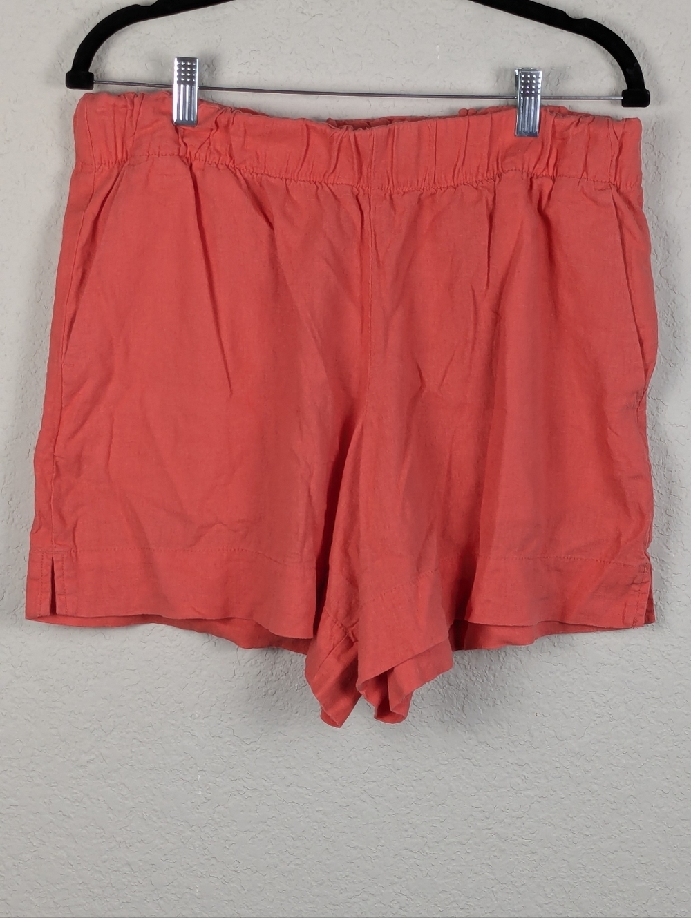 GAP Linen Blend Shorts L Coral Elastic Waist Pockets 5.5" Inseam Excellent